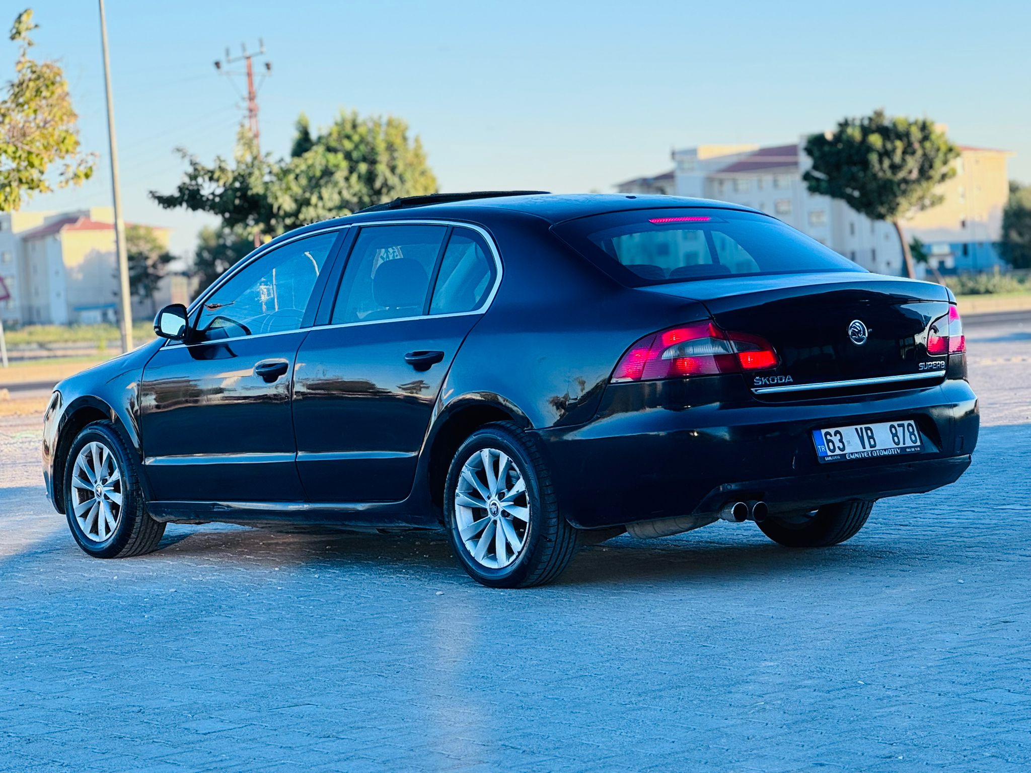 Akpirinç Group Emlak Auto